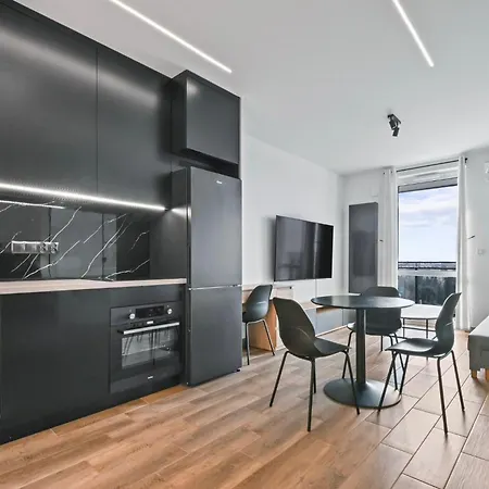 Rentplanet - Wiktoryn Warsaw