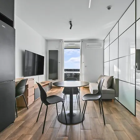 Rentplanet - Wiktoryn Apartment
