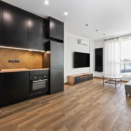 Rentplanet - Wiktoryn Varşova