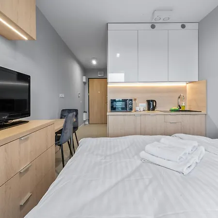 Apartment Rentplanet - Wiktoryn Warsaw
