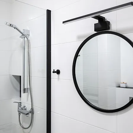 Rentplanet - Wiktoryn Βαρσοβία