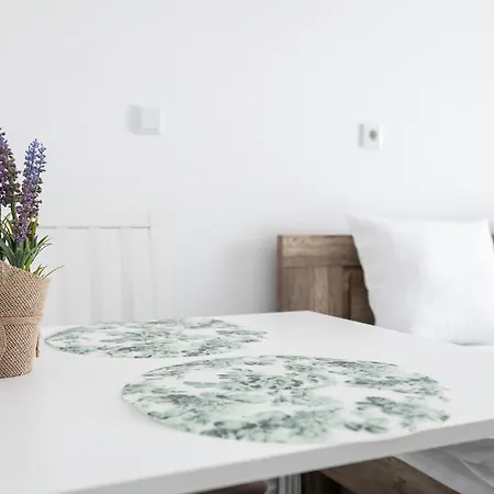 Rentplanet - Wiktoryn 公寓 *